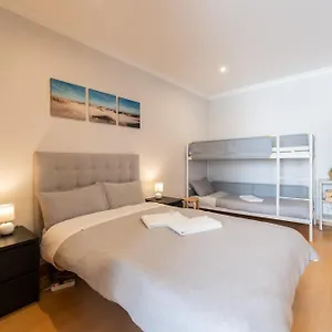 By Blue Door Appartement
